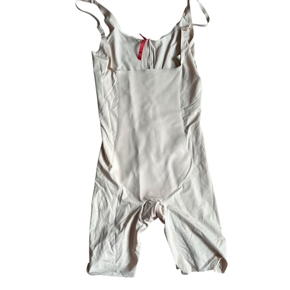 KKP Shapewear Thinstincts Open-Bust Mid-Thigh Bodysuit Nude Large